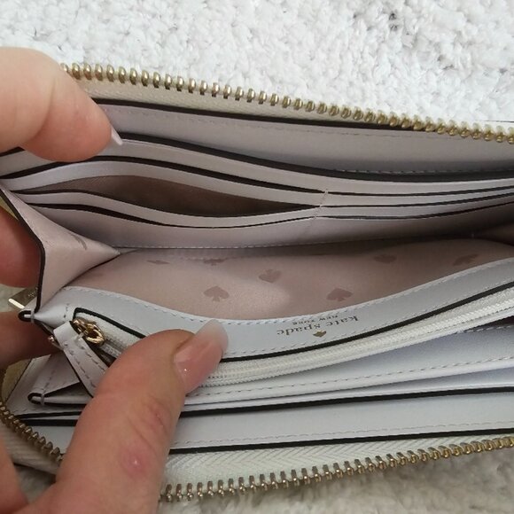 Katie Spade Wallet - Picture 4 of 5